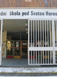Zavřená Základní škola pod Svatou Horou