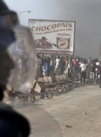 Střety policie a demonstrantů v Senegalu