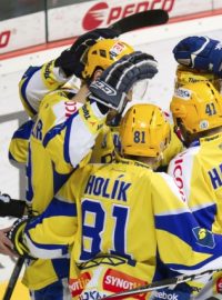Hokejisté Zlína vyhráli v Třinci a sérii předkola play-off rozhodne až pátý duel
