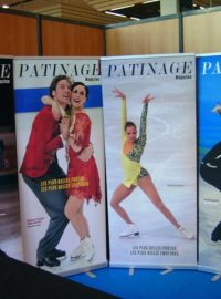 Z domácích medailových nadějí uspěli jen tanečníci Pechalatová, Bourzat