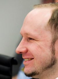 Anders Breivik před soudem řekl, že by spáchal útoky znovu