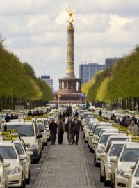 Stávka taxikářů v centru Berlína