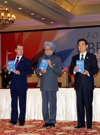 Lídři skupiny zemí BRICS na summitu v Dillí