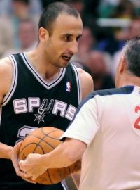 Ve 4. utkání 1. kola play off táhl San Antonio za postupem Manu Ginobili