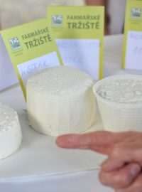 Farmářské thrhy, italské dny na naměstí Jiřího z Poděbrad