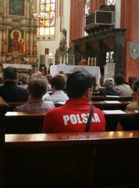 Polákům pomáhá překonat zklamání z vyřazení na Euru i víra