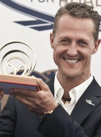 Michael Schumacher na tiskové konferenci v Praze