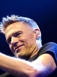 Bryan Adams