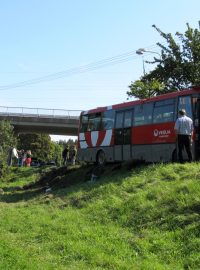 Autobus zpátky na silnici