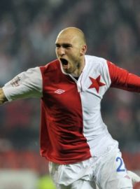 Utkání 9. kola první fotbalové ligy Slavia Praha - Sparta Praha, které se hrálo 29. září v Praze. Martin Latka z SK Slavia Praha se raduje z gólu.