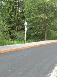 Letos nově zřízená zastávka cyklobusu na Bučině u Kvildy