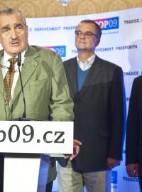 Senátní a krajské volby 2012, klub TOP 09,(zleva) Karel Schwarzenberg, Miroslav Kalousek a Jaromír Drábek