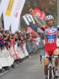 Belgičan Kevin Pauwels vítězí v závodu Světového poháru v cyklokrosu v Táboře
