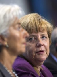 Šéfka MMF Christine Lagardeová, německá kancléřka Angela Merkelová a šéf OECD Angel Guría