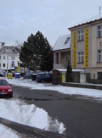 Ulice, kde radnice v Havlíčkově Brodě nechala byty změnit na nebytové prostory kvůli budoucímu hluku.