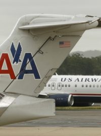 US Airways a American Airlines se dohodly na fúzi - ilustrační foto