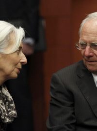 Předsedkyně MMF Christine Lagardeová a německý ministr financí Wolfgang Schäuble