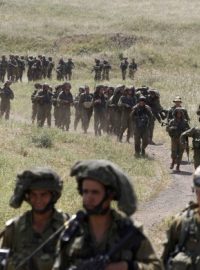 Syrští ozbrojenci na Golanských výšinách zajali čtyři příslušníky OSN