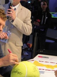Tomáš Berdych na autogramiádě s fanoušky