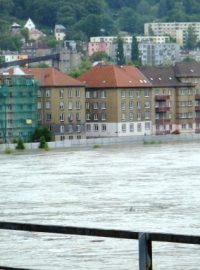 Ústí nad Labem pod vodou čeká na hlavní povodňovou vlnu /4.června 2013/