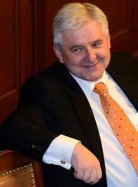 Premiér Jiří Rusnok na jednání sněmovny 7. 8. 2013