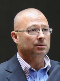 Exministr obrany Martin Barták vystoupil jako svědek u Městského soudu v Brně