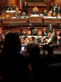 Italský senát hlasoval o důvěře vládě