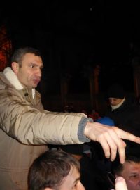 Předseda opoziční strany Úder a boxer Vitalij Kličko na demonstraci v centru Kyjeva