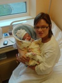 Květoslava Opravilová porodila v kroměřížské nemocnici minutu po půlnoci syna Vojtěcha