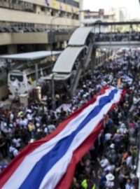 Protivládní demonstranti zablokovali centrum Bangkoku