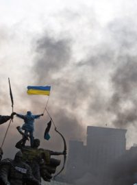 Náměstí Nezávislosti v Kyjevě během pouličních bojů