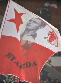 Vlajka fanoušků Slavie Praha