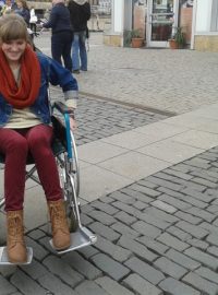 Jízdu na Mírovém náměstí opatrně vyzkoušela i devatenáctiletá Kristýna