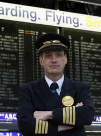 Piloti Lufthansy stávkují, letadla zůstanou na zemi zřejmě tři dny