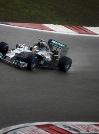 Lewis Hamilotn s Mercedesem ovládl kvalifikaci na Velkou cenu Číny