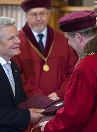 Joachim Gauck na slavnostním shromáždění, Univerzita Karlova