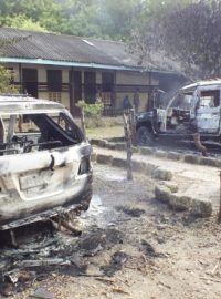 Následky masakru v turistickém letovisku Mpeketoni