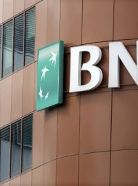 Francouzská banka BNP Paribas  má  zaplatit pokutu ve výši 9 miliard dolarů