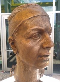 Busta Petry Kvitové od sochaře Milana Bendy