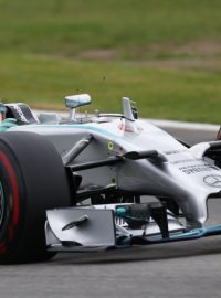 Němec Nico Rosberg na Mercedesu nenašel při domácí Velké ceně přemožitele