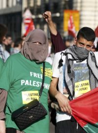 Propalestinská demonstrace v Paříži