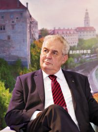 Prezident Miloš Zeman navštívil expozici České republiky na Západočínském mezinárodním veletrhu v Čcheng-tu, hlavním městě čínské provincie S&#039;-čchuan