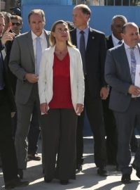 Federica Mogheriniová (uprostřed) při návštěva pásma Gazy