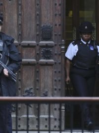 Na půdě Dolní sněmovny se dnes projednával nový protiteroristický zákon, který připravila britská vláda