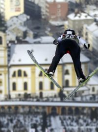 Až ke kostelu Roman Koudelka v Innsbrucku nedoletěl, v kvalifikaci skočil 125 metrů