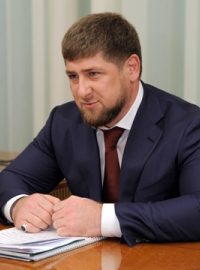 Ramzan Kadyrov, který nedávno oslavil 38. narozeniny, představuje nejokázalejšího a – spíše v negativním pojetí – nejbarvitějšího vůdce v Rusku, jenž na sebe strhává stále více pozornosti a je často citován v médiích