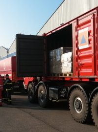 Z Národní humanitární základny ve Zbirohu odjel konvoj s humanitární pomocí pro Ukrajinu