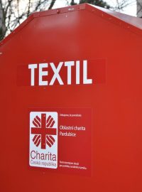 Kontejner na textil