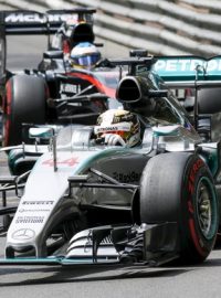 Lewis Hamilton vyhrál kvalifikaci na Velkou cenu Monaka a bude tak startovat z pole position
