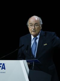 Stávající prezident FIFA Sepp Blatter při zahajovací řeči na 65. kongresu federace ve švýcarském Curychu